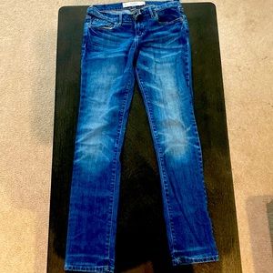 Abercrombie and fitch non distressed jeans